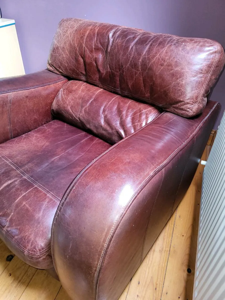 Leather sofa - Image 1