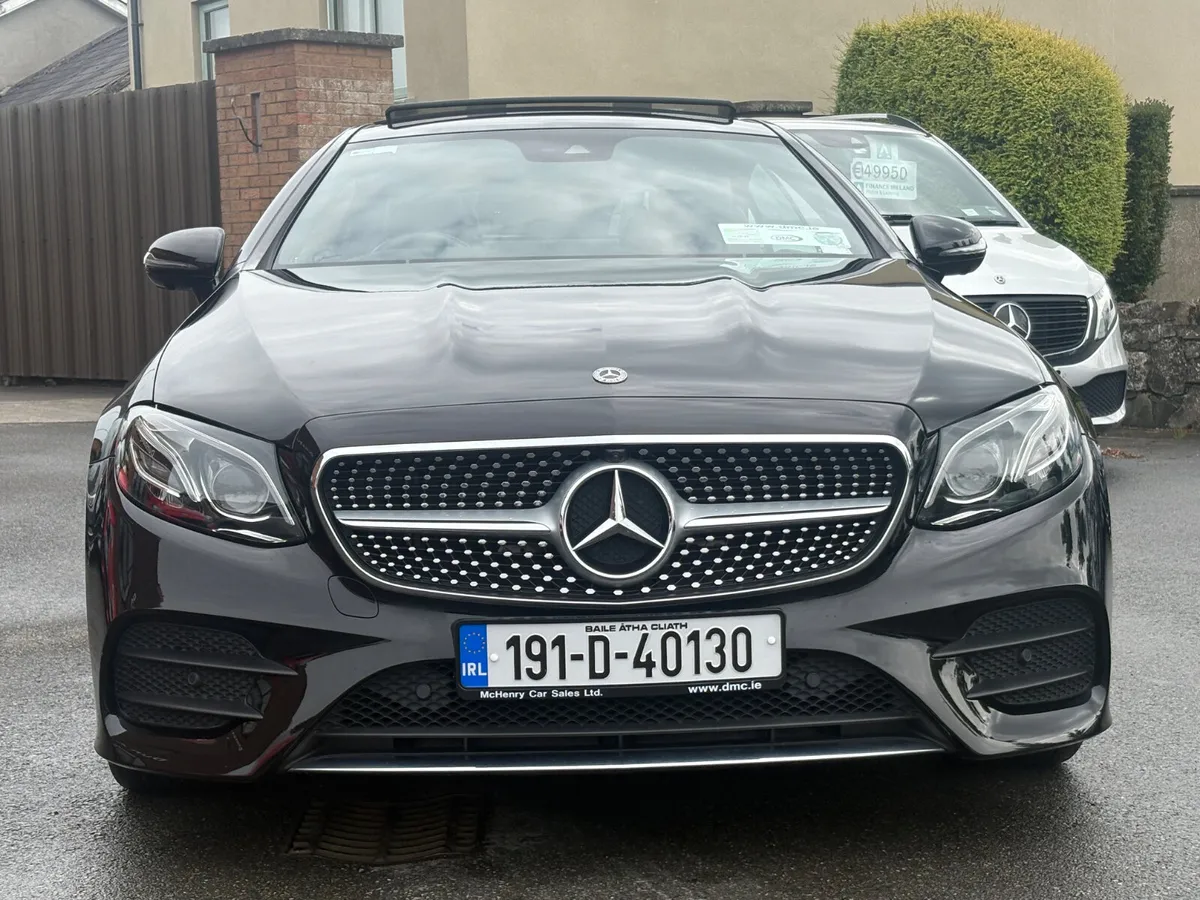 191 Mercedes-Benz E300D AMG Coupe Premium Plus - Image 2