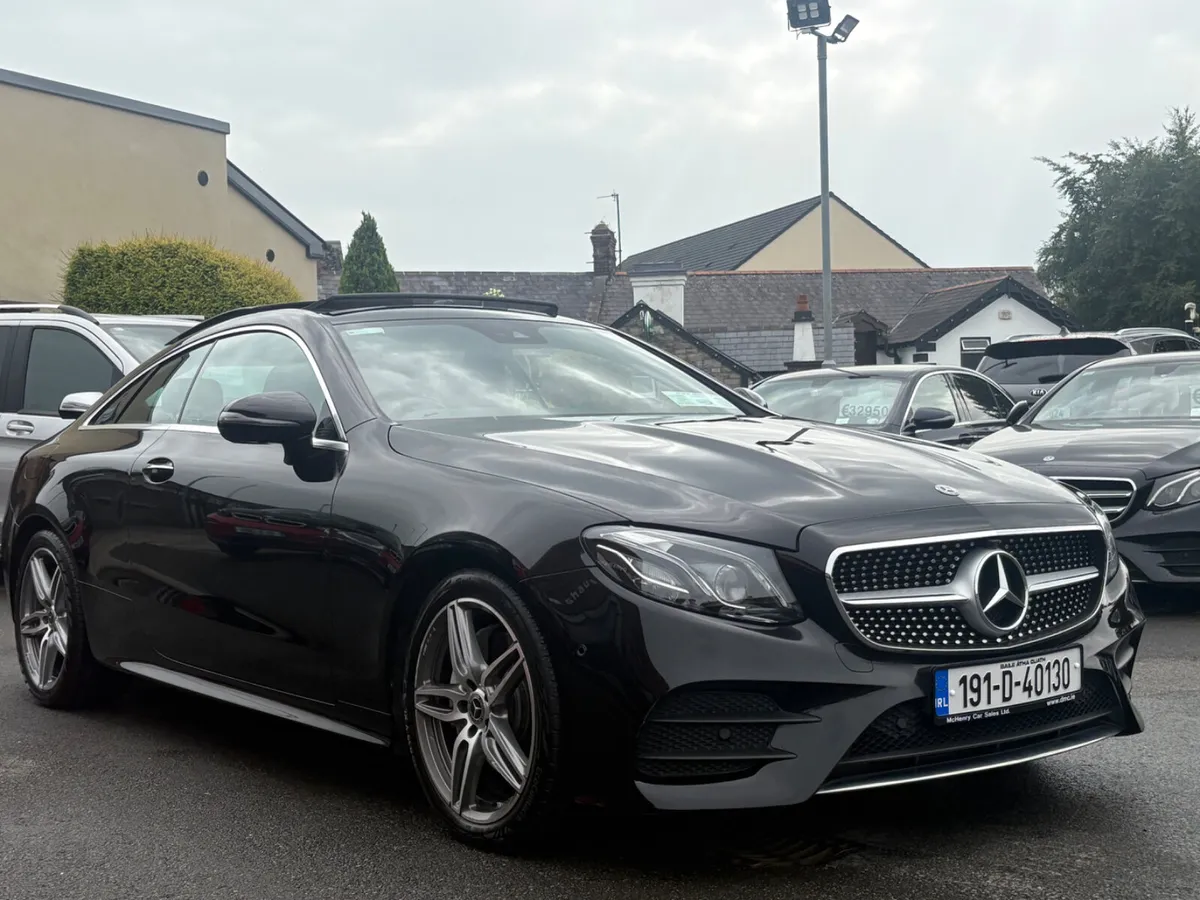 191 Mercedes-Benz E300D AMG Coupe Premium Plus - Image 3
