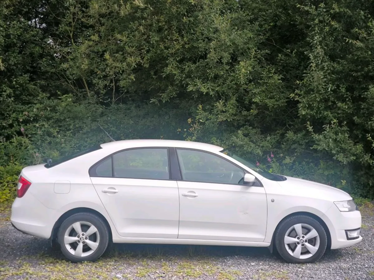 Skoda Rapid Diesel - Image 2