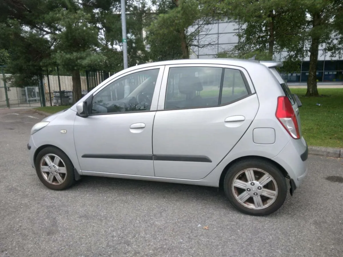 Hyundai i10 Deluxe.  Low Mileage.  New NCT. - Image 2