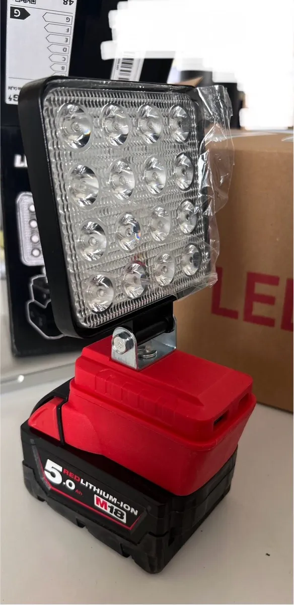 Clip on light for Milwaukee M18 - Image 1