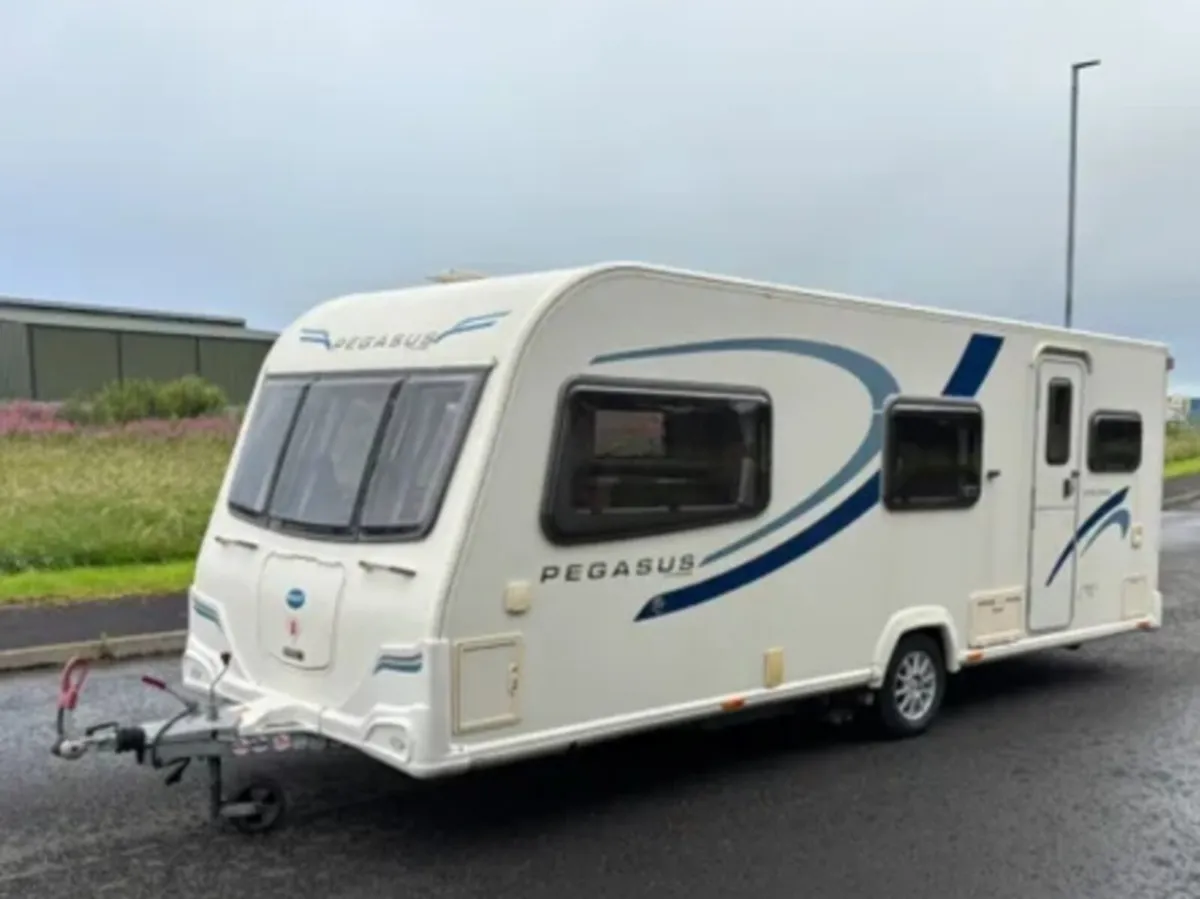 2011 Baliey Pegasus 6 Berth with fixed bunkbeds - Image 2