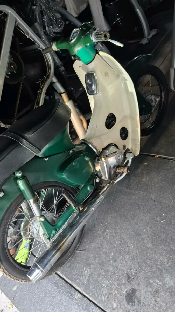 1970 HONDA 50 C IN RARE ORIGINAL GREEN HISTORIC - Image 3