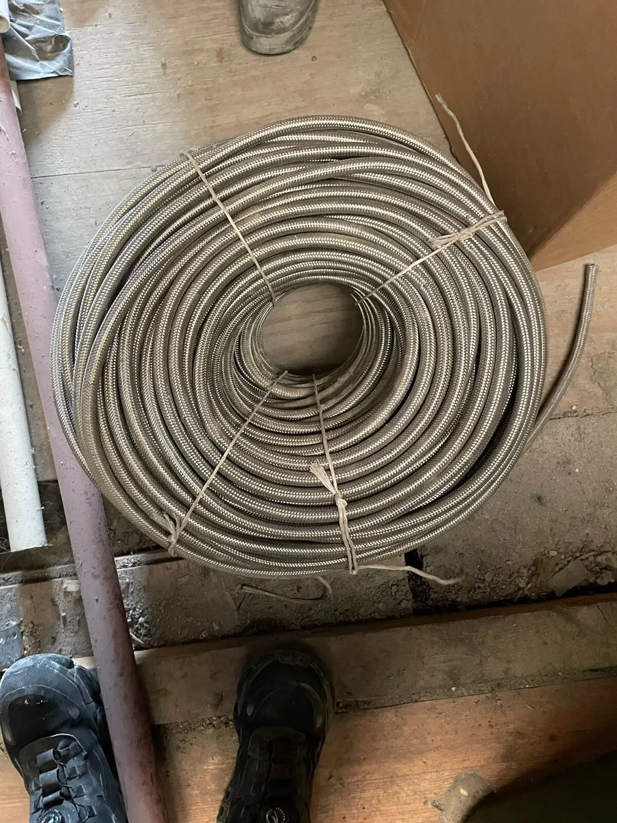 Flex hose - Image 1