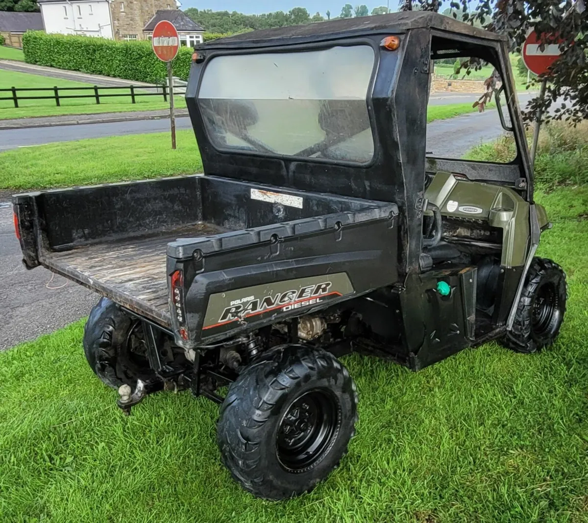 2015 Polaris Ranger Diesel 3 Seat Gator - Image 4