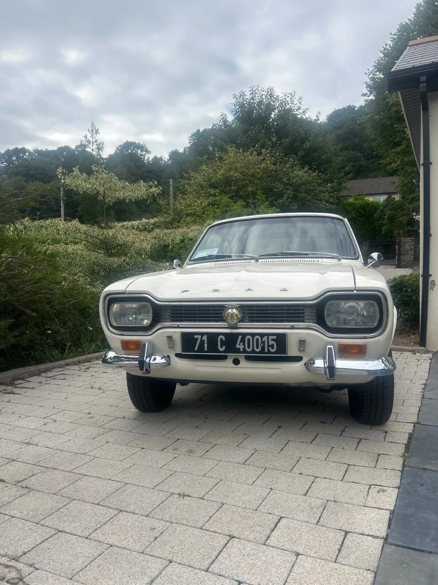 Ford Escort 1971 - Image 2
