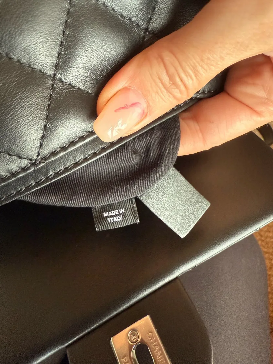 Chanel bag - Image 4