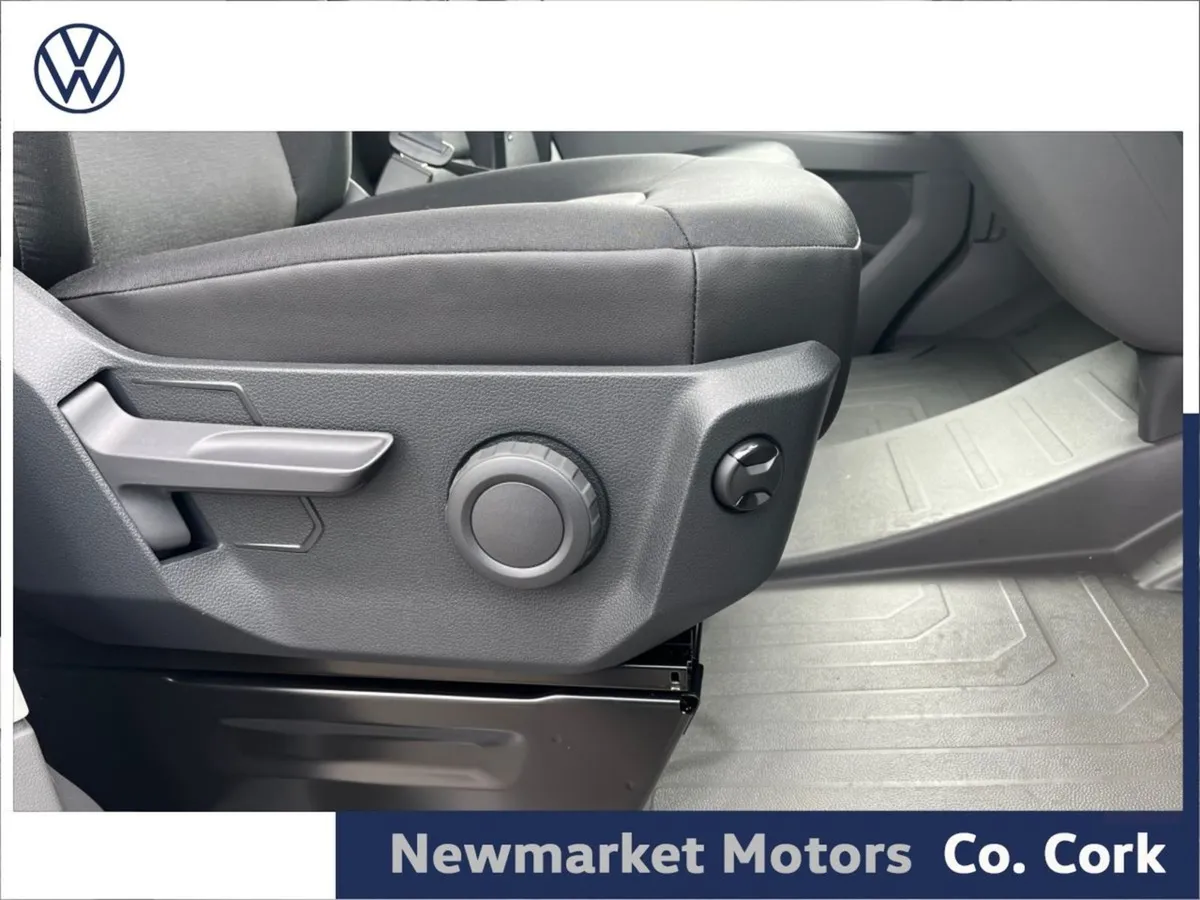 Volkswagen Crafter Trendline 30 Medium Wheel Base - Image 3