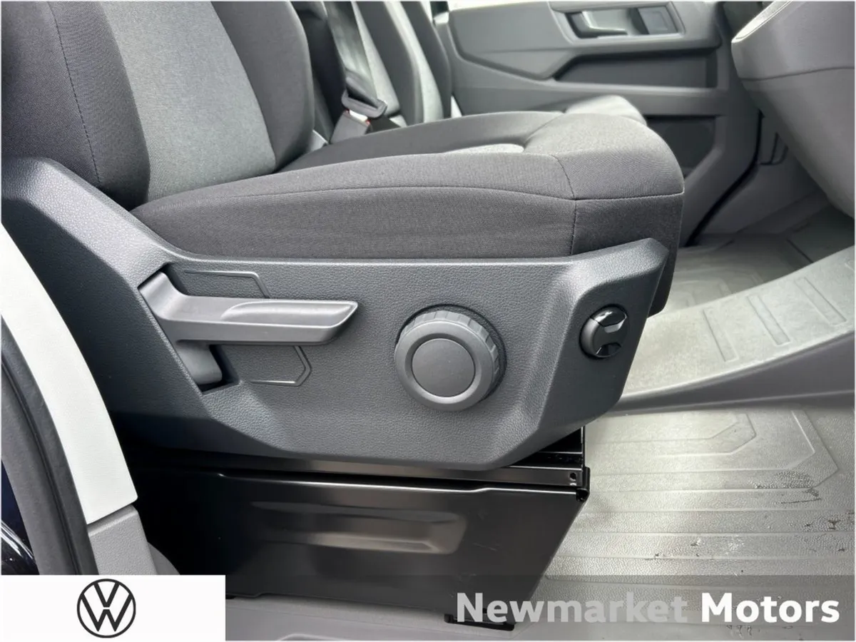 Volkswagen Crafter 2.0tdi 177BHP 35 Highline Auto - Image 4