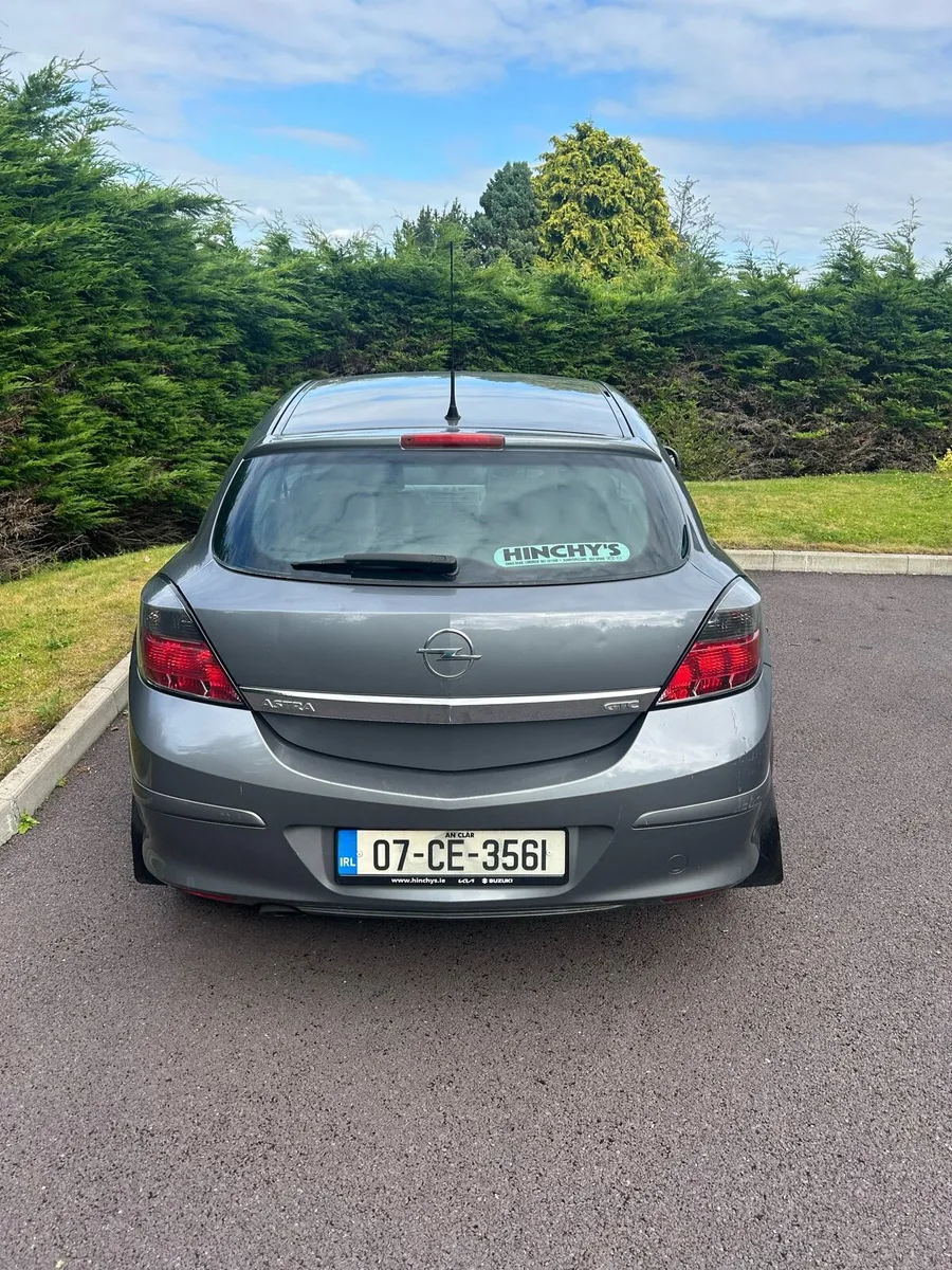Opel Astra GTC 2007 - Image 4