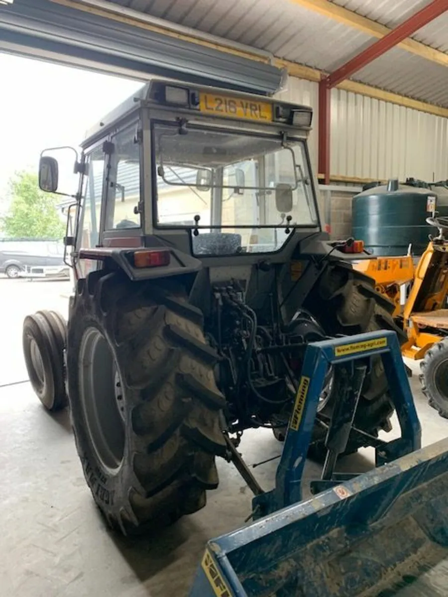 1994 Massey Ferguson 352 - Image 4