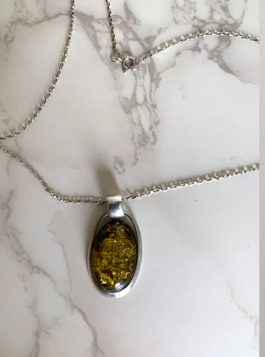 Jewellery - Image 1