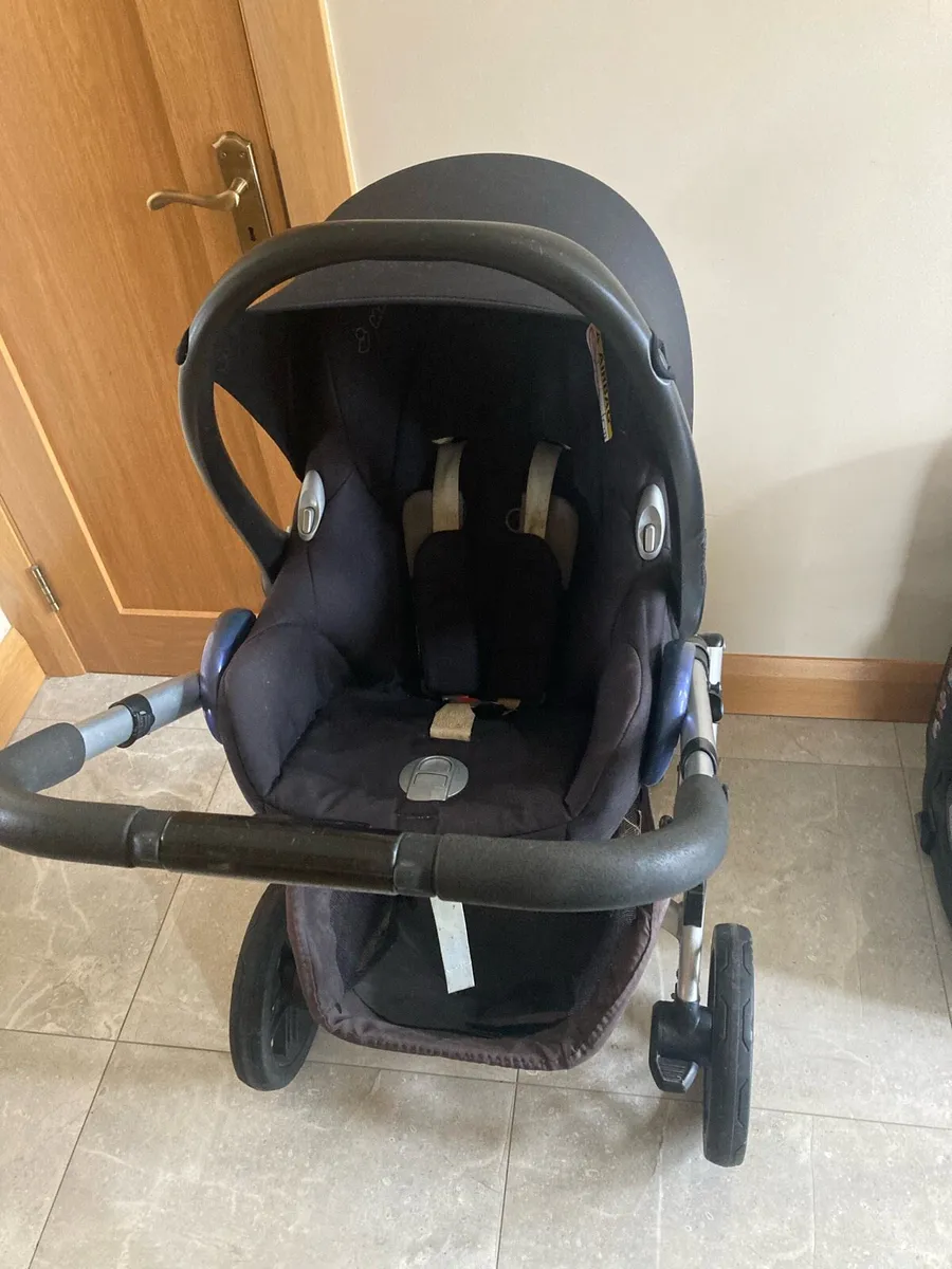 Uppa Baby Vista Travel System - Image 1