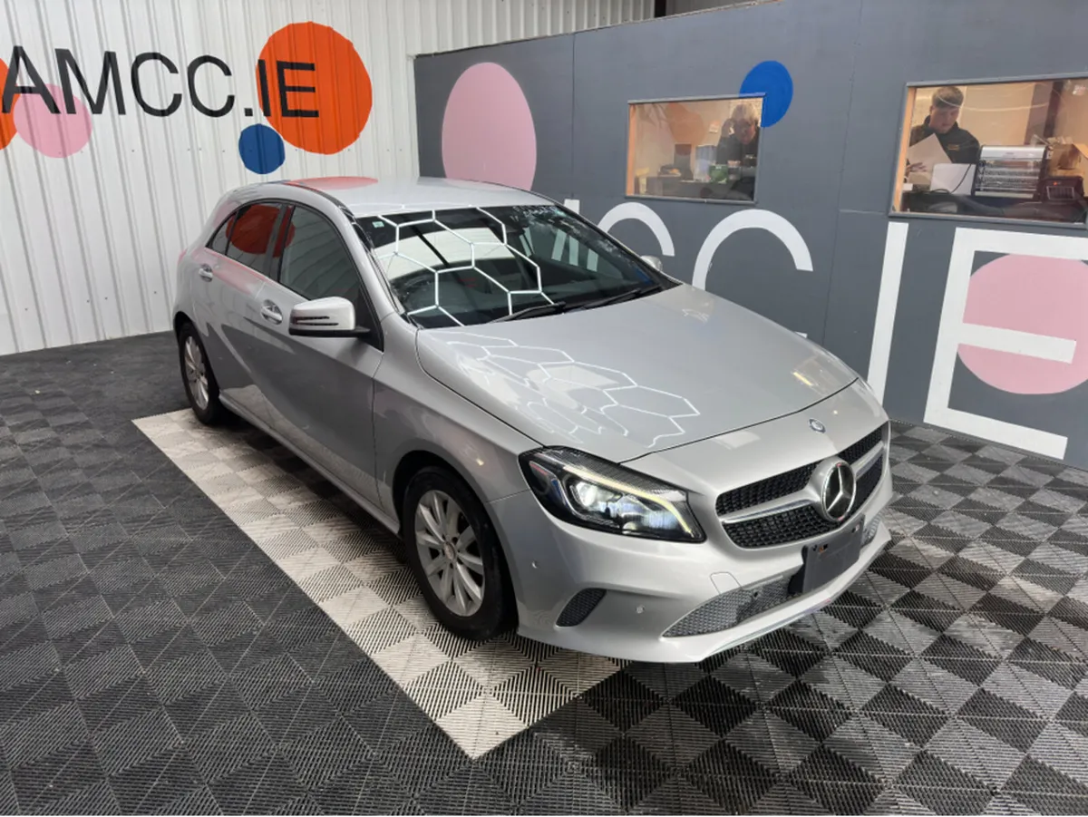 Mercedes-Benz A-Class MERCEDES A180 AUTOMATIC  / 5 - Image 1