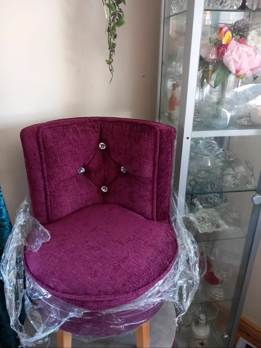 Childs chair, new hand made, - Image 2