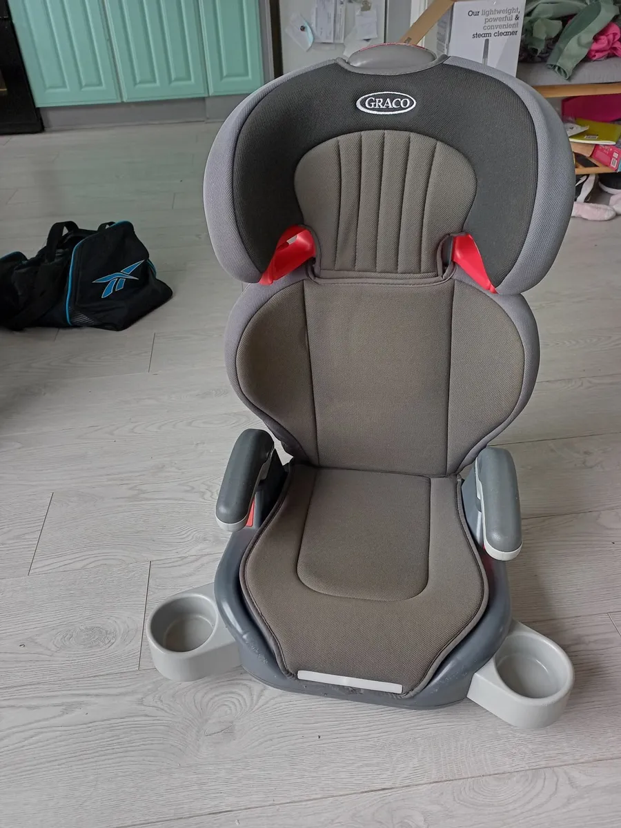 Graco Car Seat,  Junior Maxi Car Seat. - Image 1