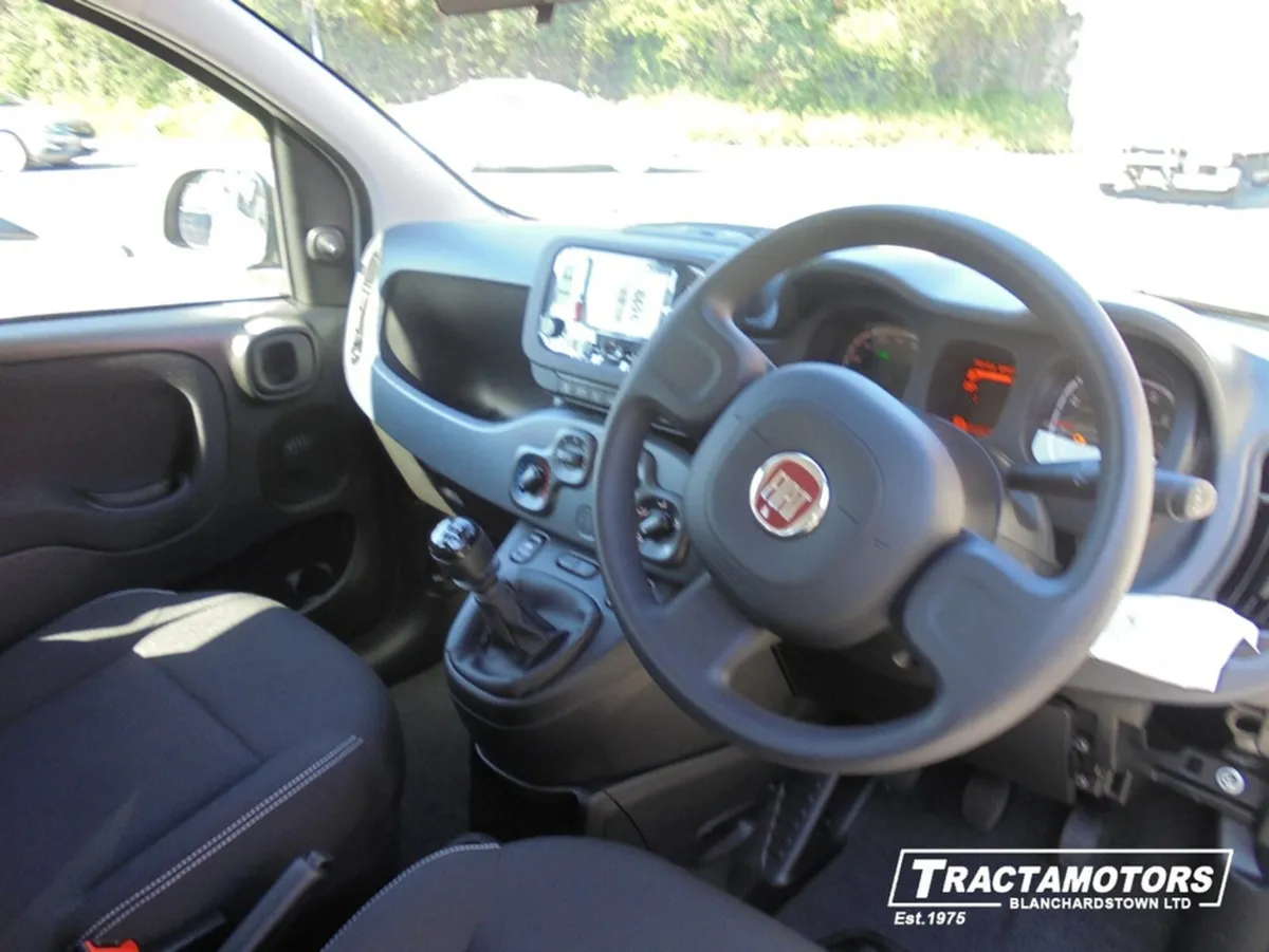 Fiat Panda 1.0 LITRE HYBRID - Image 4