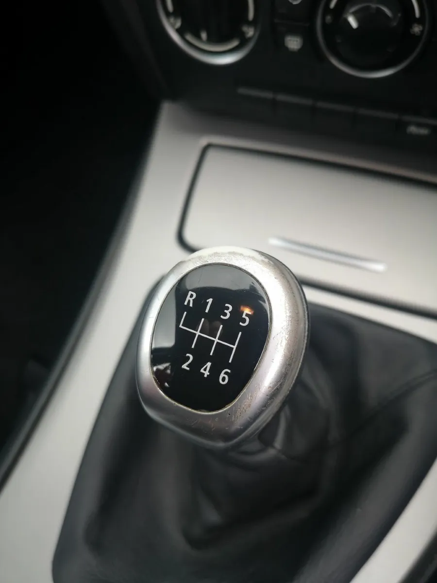 BMW 3-Series 2008 - Image 4