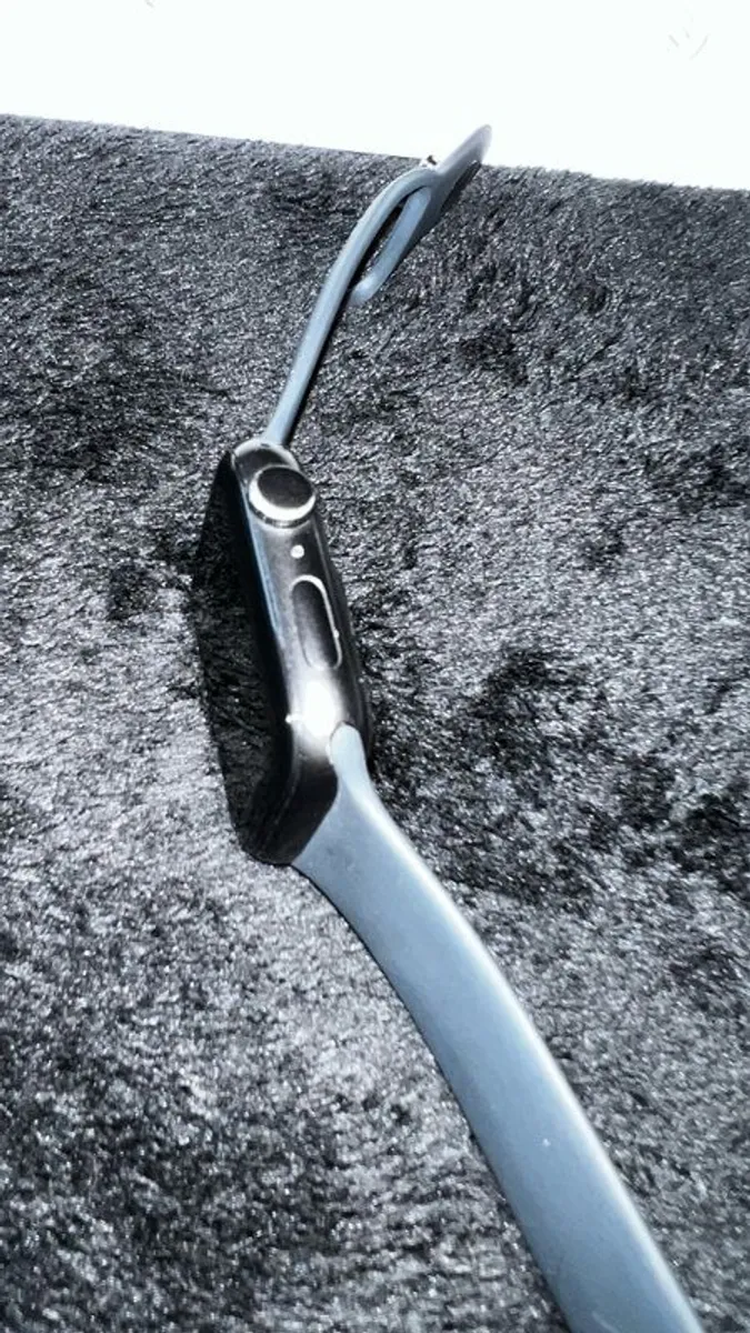 Apple Watch  SE 2 44mm - Image 3