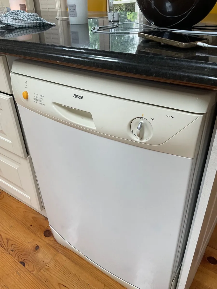 Zanussi dishwasher working perfectly - Image 1