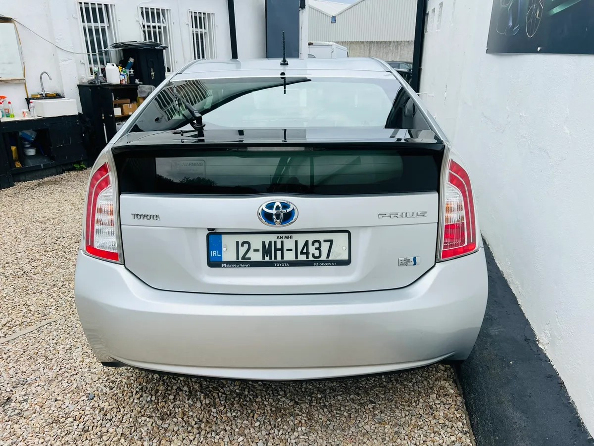 2012 Toyota Prius 1.8 Hybird Top spec *irish car* - Image 4