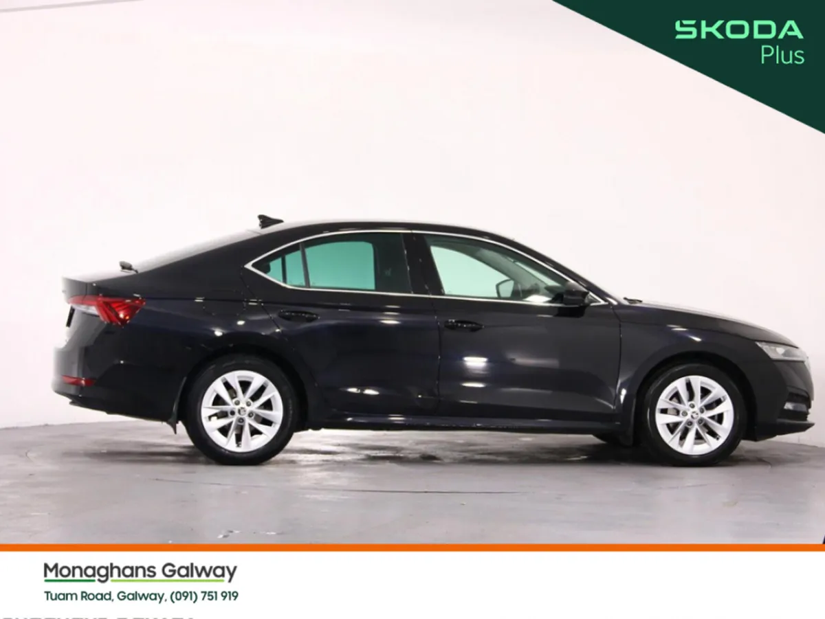 Skoda Octavia AMBITION 2.0 TDI 115HP 5DR - Image 3