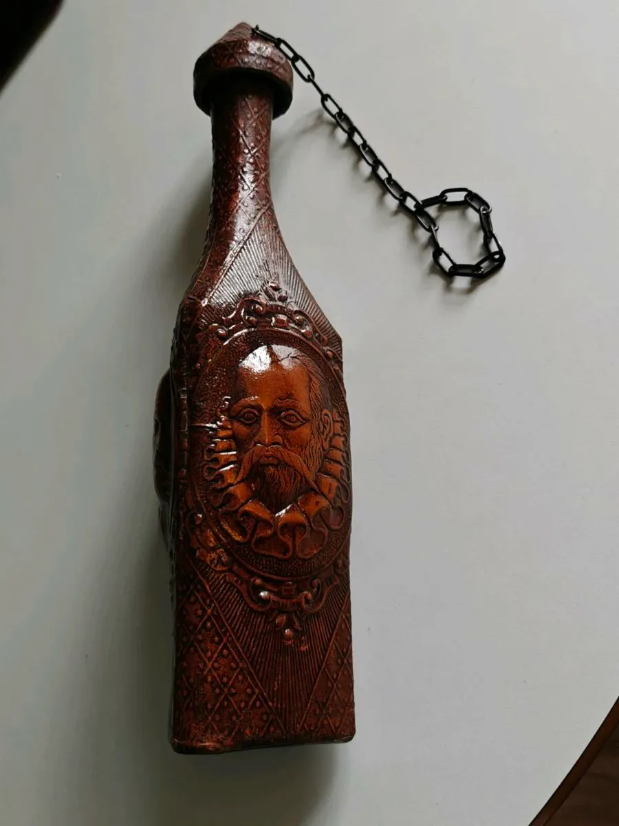 Vintage leather over bottle - Image 3