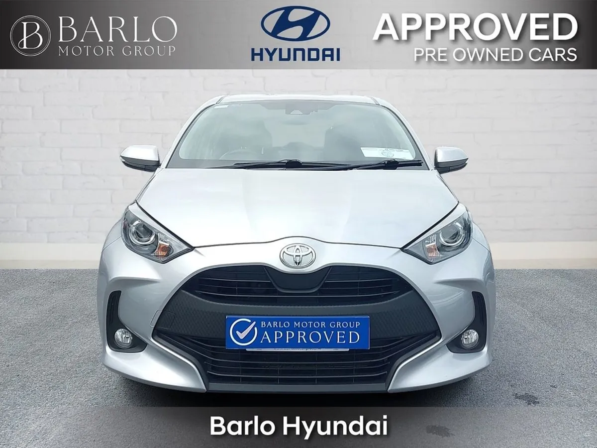 Toyota Yaris 1.0i Luna - Image 3