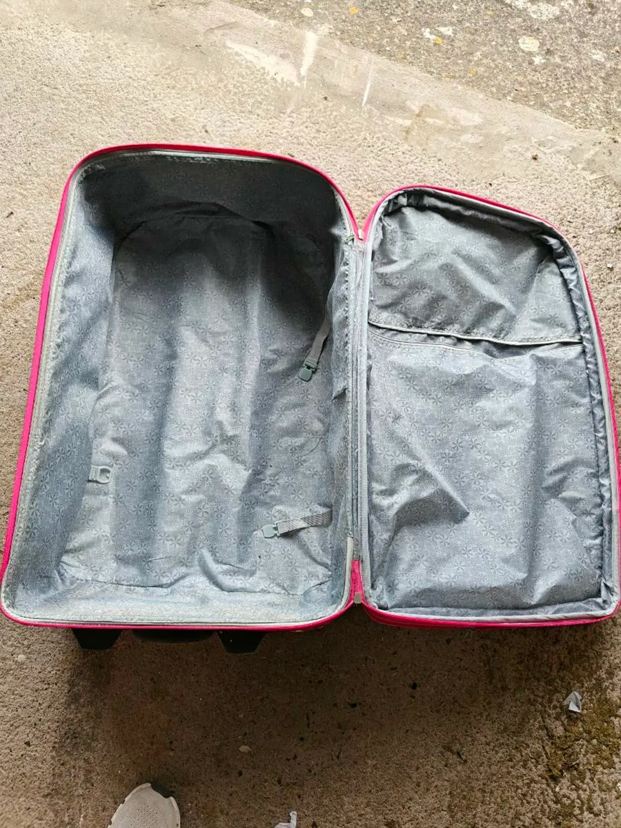 Suitcase - Image 3