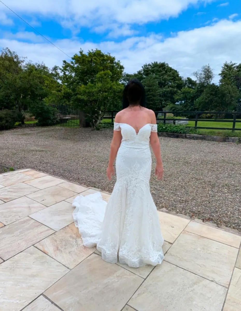 Wedding dress - Image 4