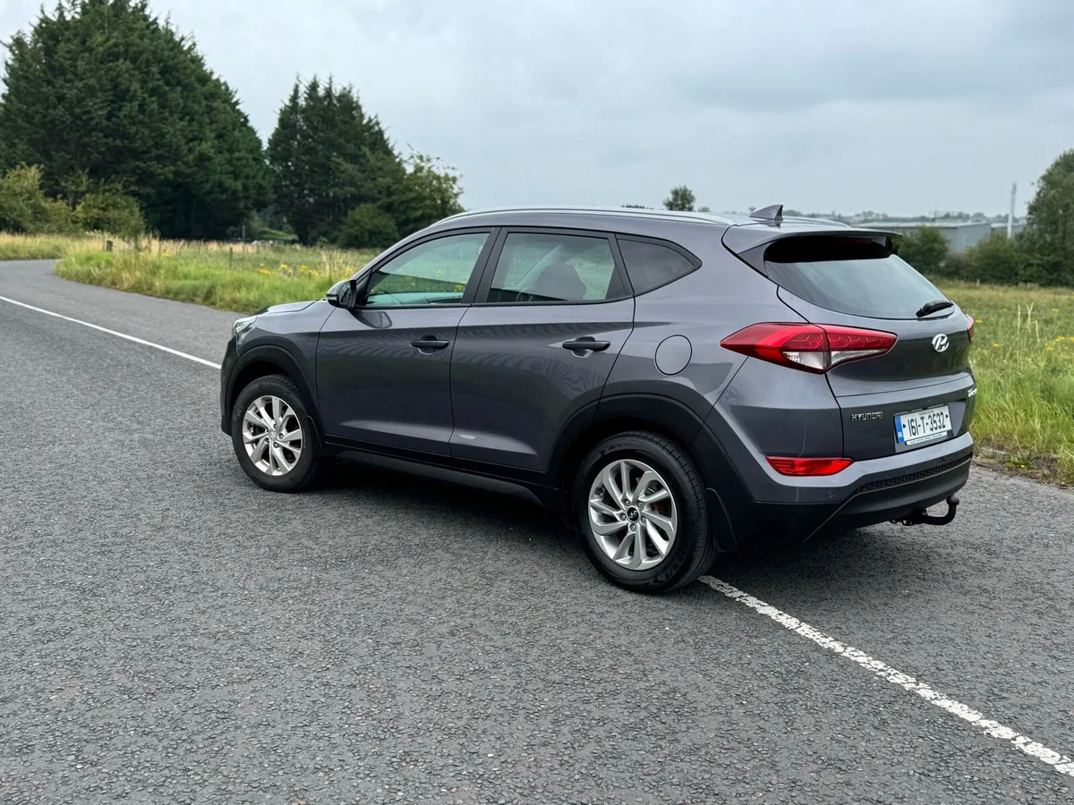 Hyundai Tucson 1.7diesel - Image 4