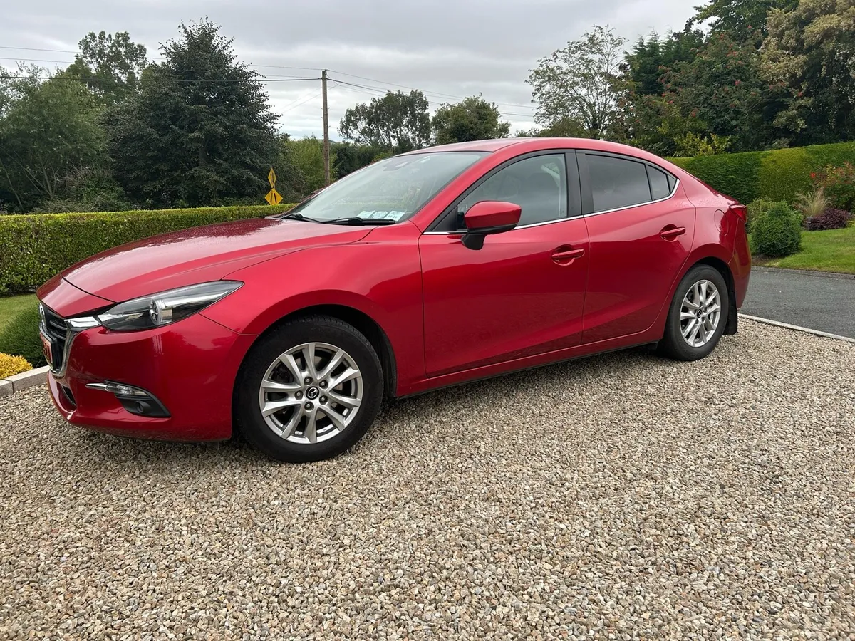 Mazda 3 1.5D 4DR (105ps) EXECUTIVE SE - Image 3
