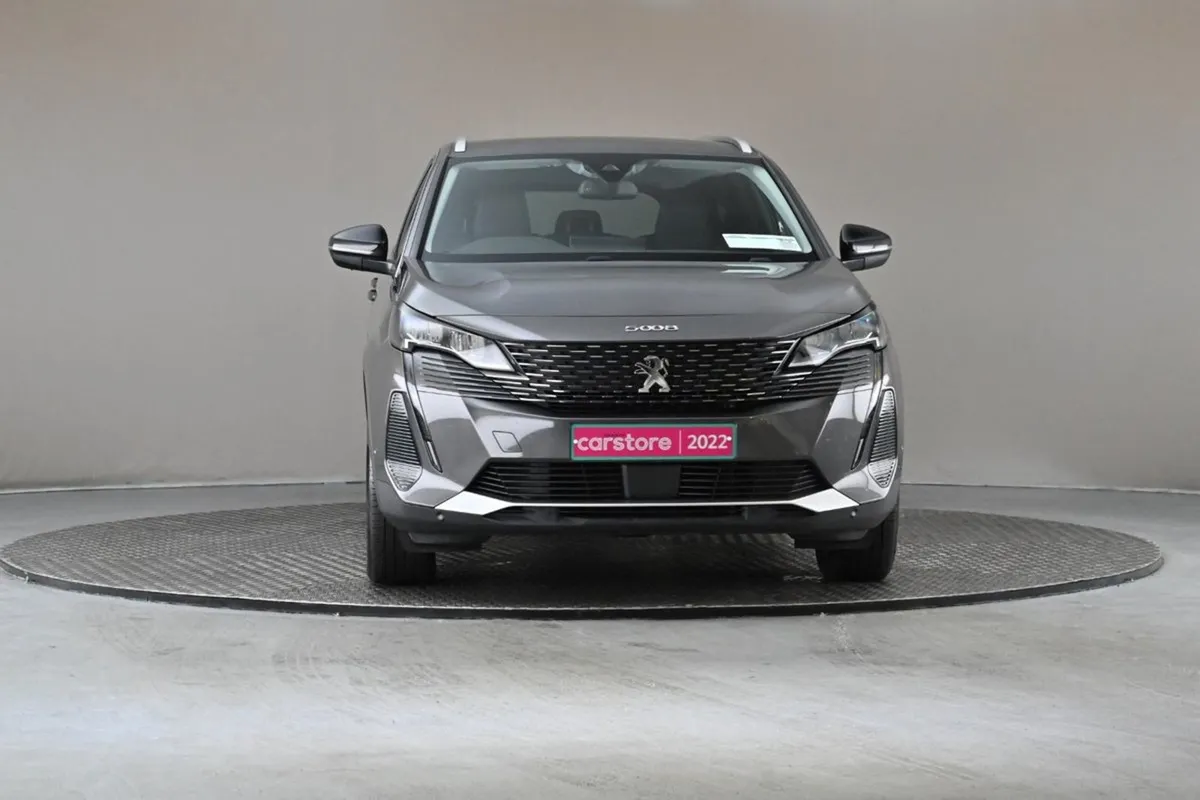 Peugeot 5008 1.5 Bluehdi 130bhp Allure - Image 2