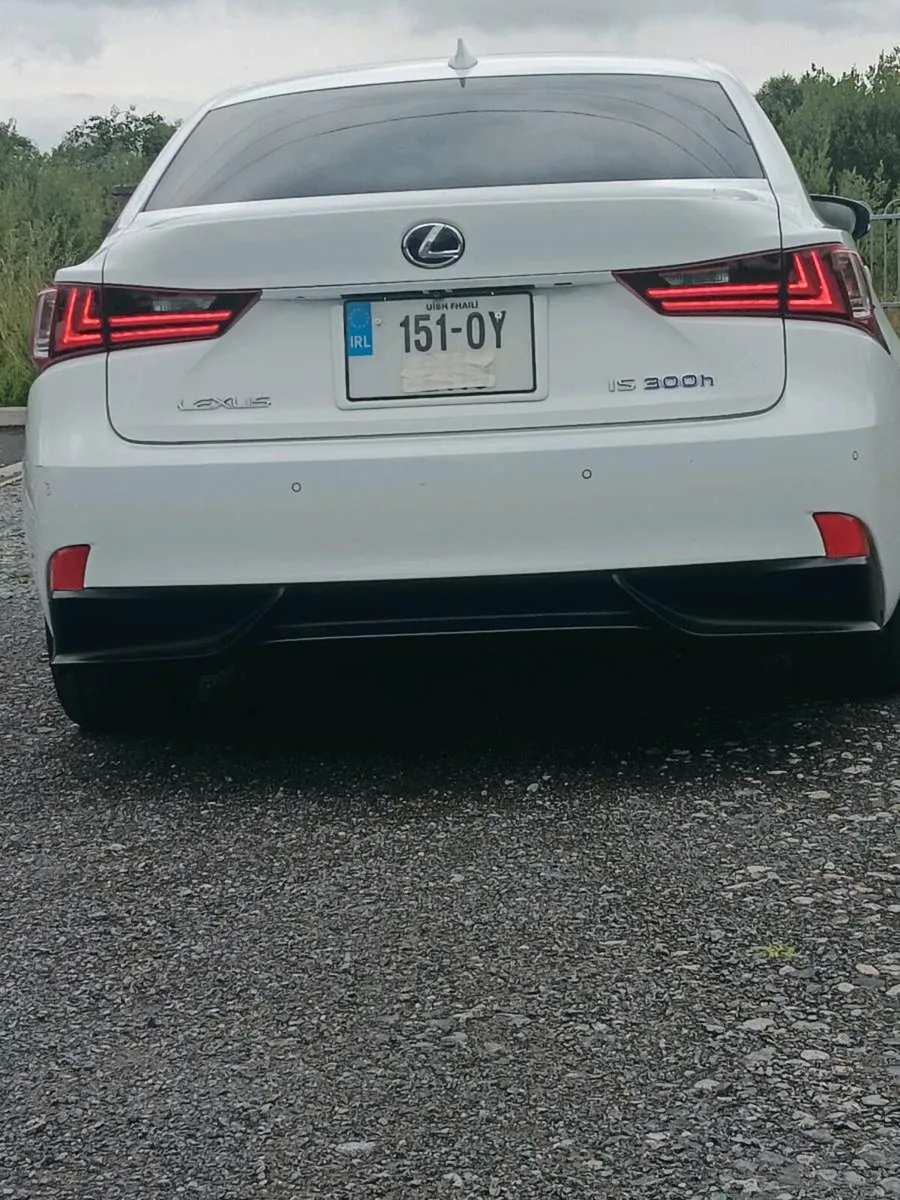 LEXUS IS300H F SPORT 2015 PEARL - Image 4
