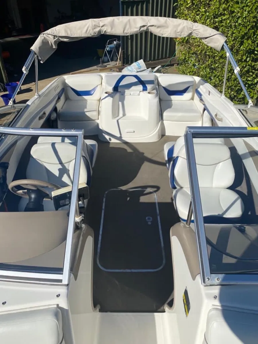 Bayliner bowrider 205 - Image 3