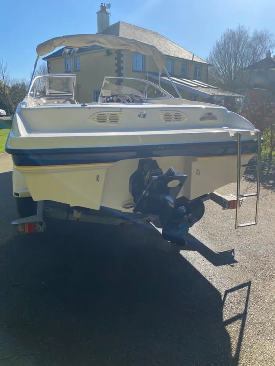 Bayliner bowrider 205 - Image 4
