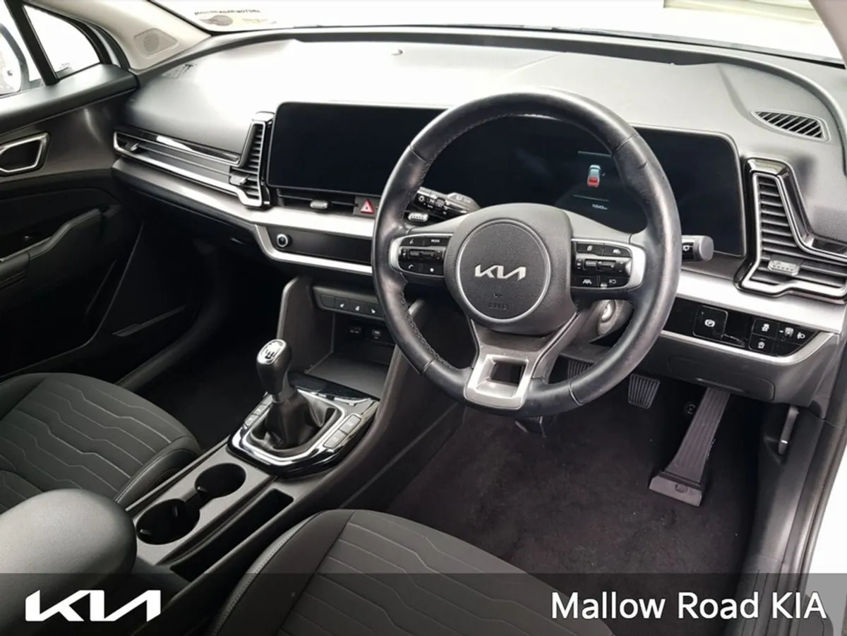 Kia Sportage Manual 5DR - Image 2