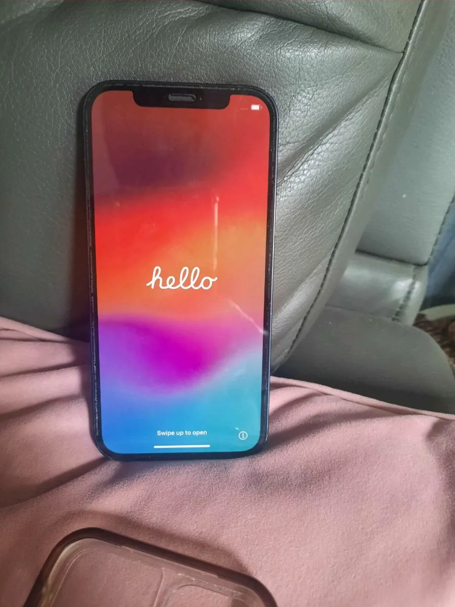 I PHONE 12 - Image 3
