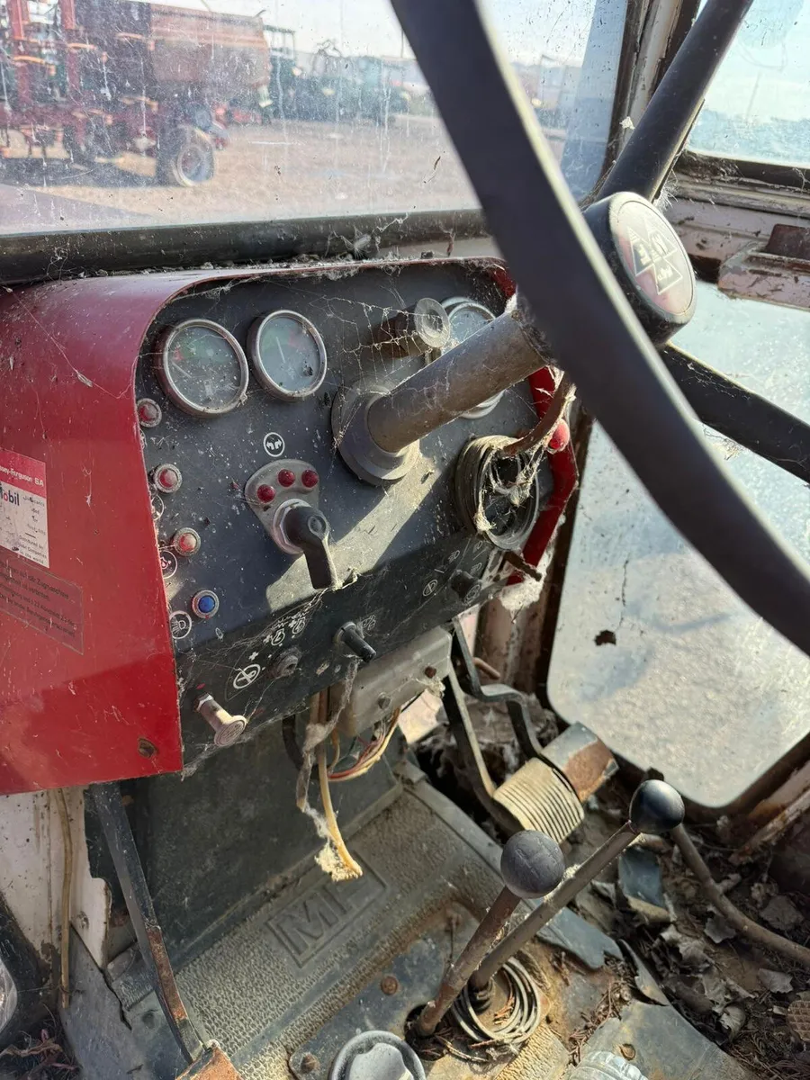 MF595 Cab & Body Work - Image 4