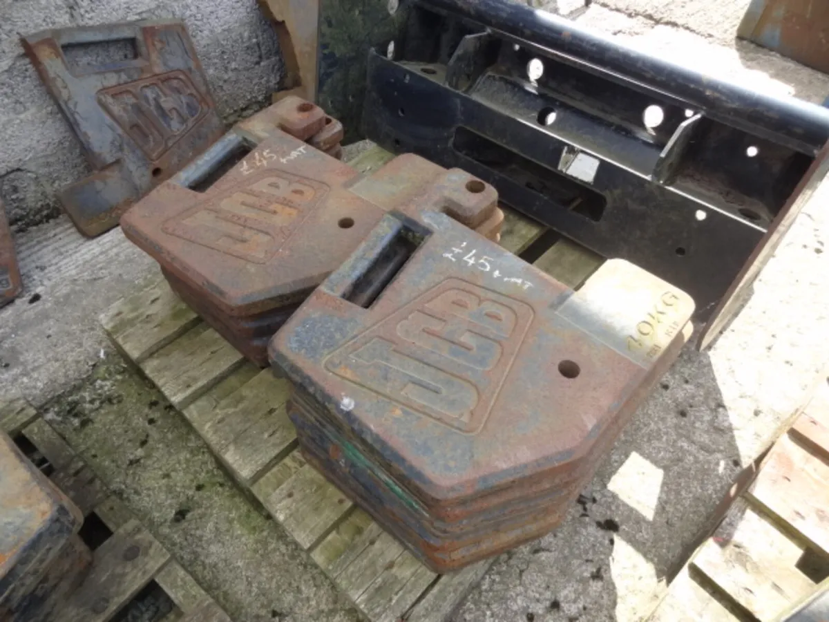 JCB Suitcase Tractor Weights and Carrier - Image 2