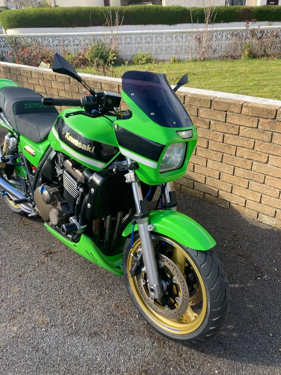 Motorbikes - Image 3