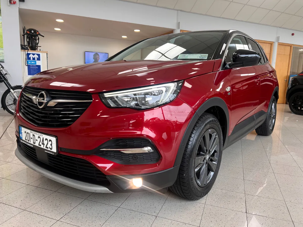 2020 As New High Spec Twin Tone Now On Sale - Image 2