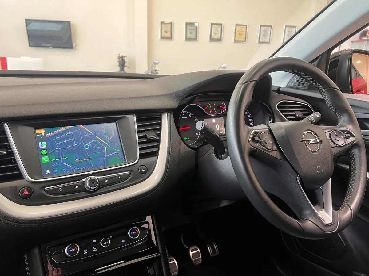 2020 As New High Spec Twin Tone Now On Sale - Image 4
