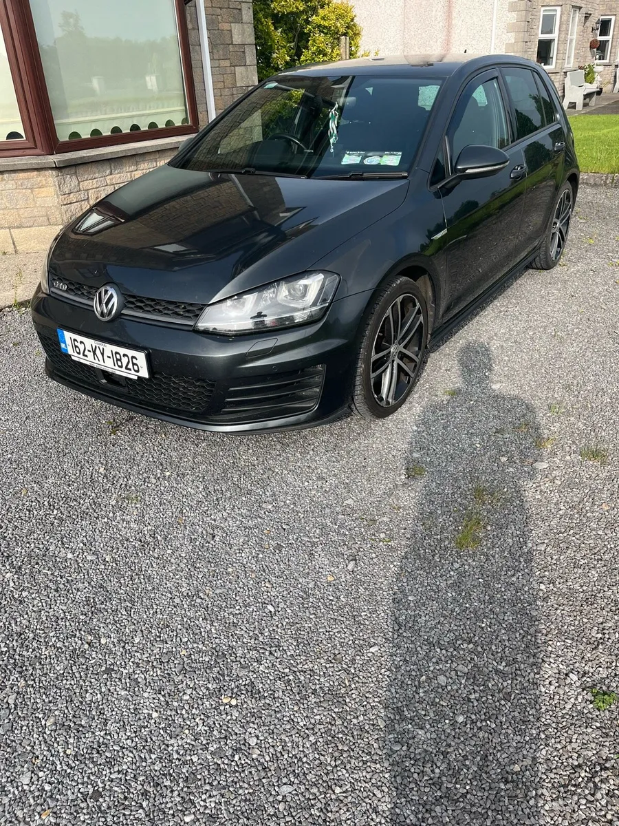 162 Volkswagen Golf GTD 2.0 - Image 2