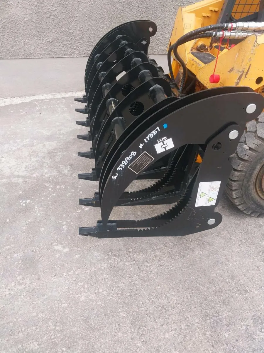 4in1 Bucket to suit skidsteer - Image 3