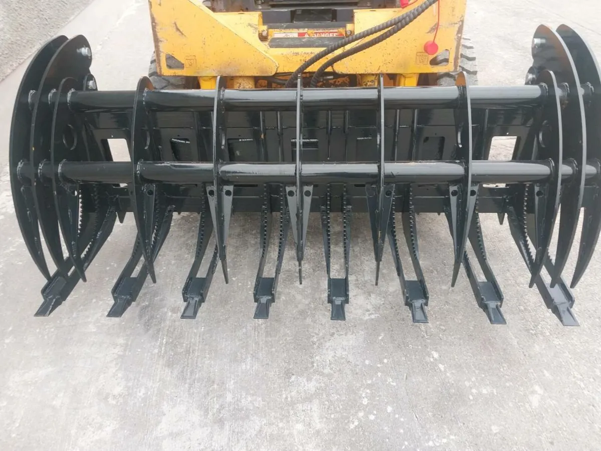 4in1 Bucket to suit skidsteer - Image 4