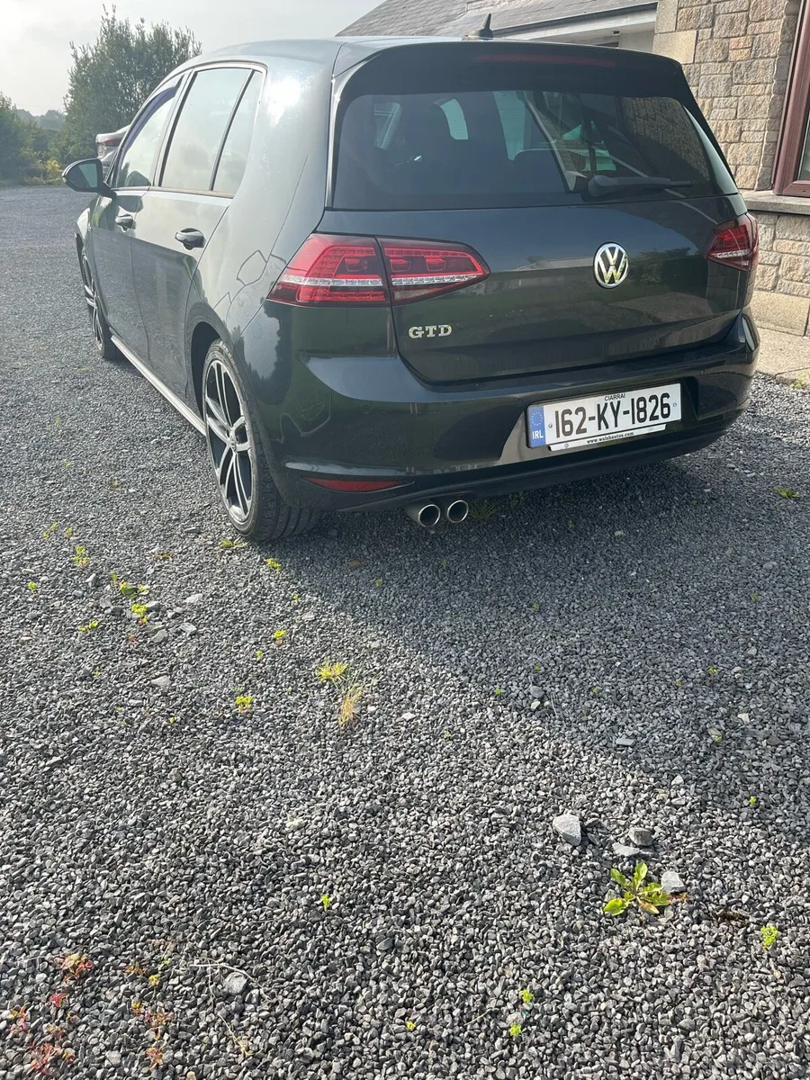 162 Volkswagen Golf GTD 2.0 - Image 4