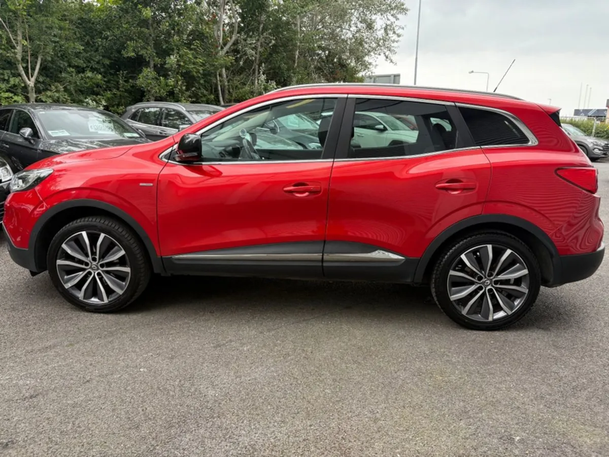 Renault KADJAR 1.5 Diesel Signature S NAV Auto - Image 4