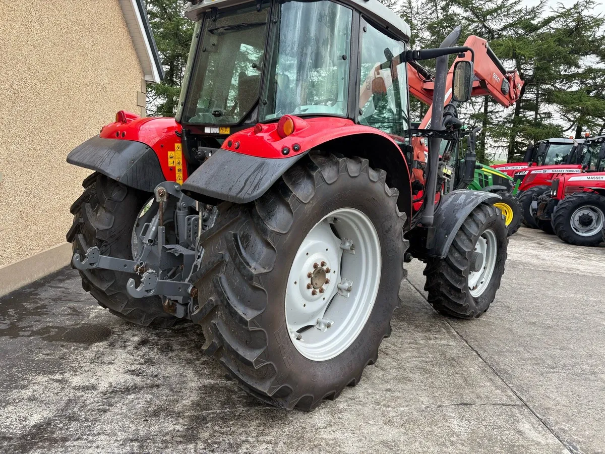 Massey Ferguson 5470 - Image 3